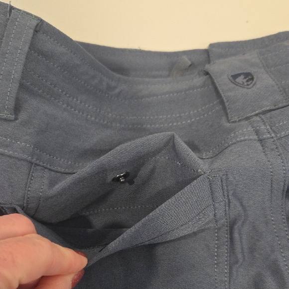 Kuhl Women's Navy Blue Outdoor Activewear Shorts Size 10 - Picture 6 of 7